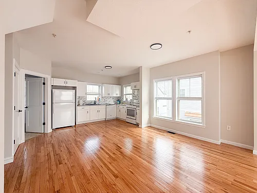49 Norfolk St #C Photo 1