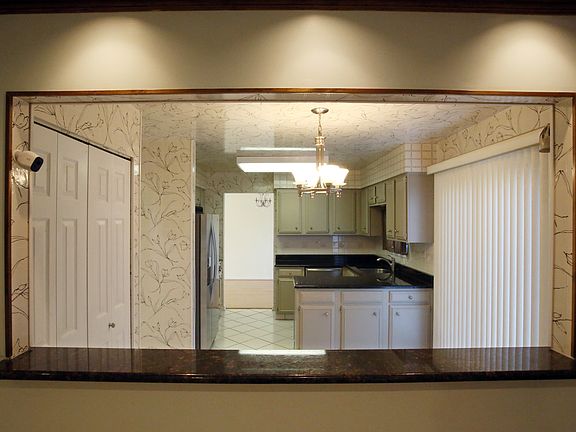 5th image of 2400 Cobblewood Dr