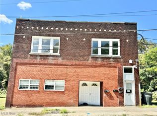 52 12th St, Campbell, OH 44405