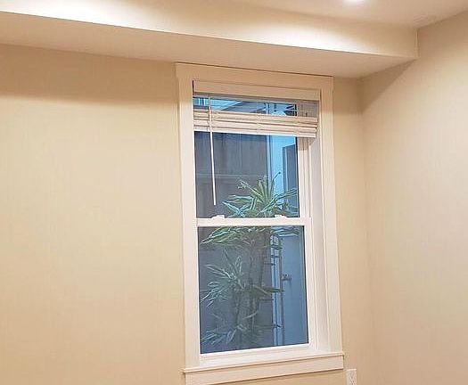 3rd image of 721-725 Ashbury St #721C