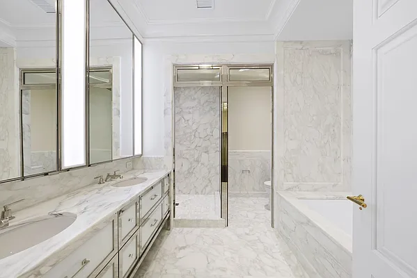 Rented by Compass | media 18