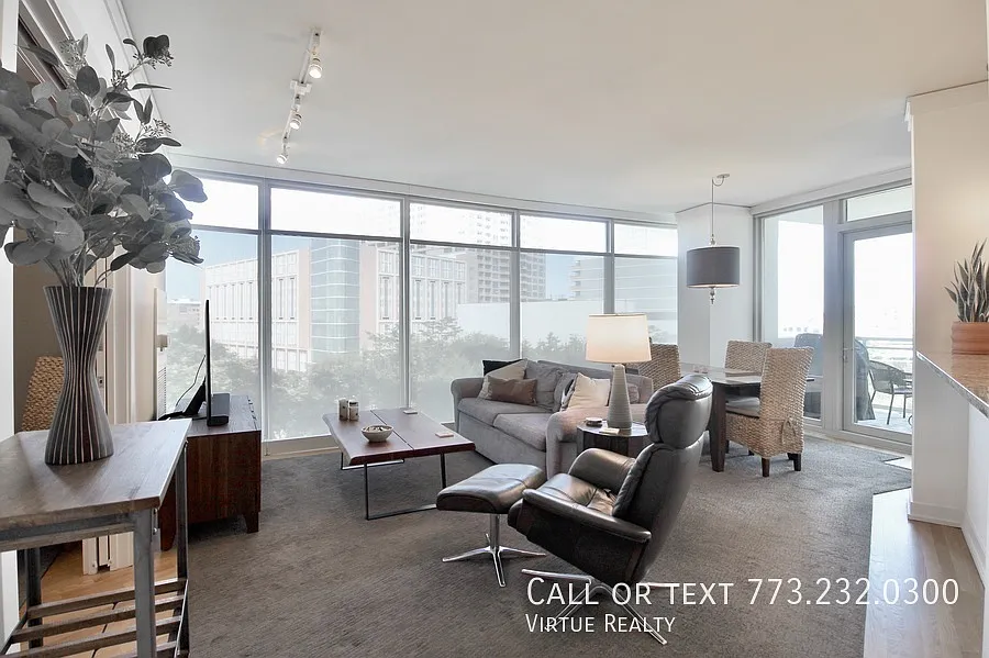 Now Showing! Rare 3 Bedroom Corner Available In October! — Photo 3