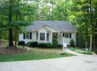387 Riverstone Dr, Clayton, NC 27527