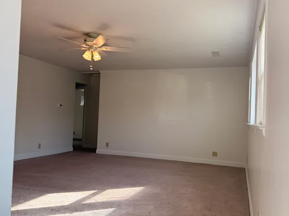 (undisclosed Address), Newark, OH 43055