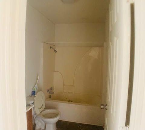 5th image of 225 Crimson Ln #1-4