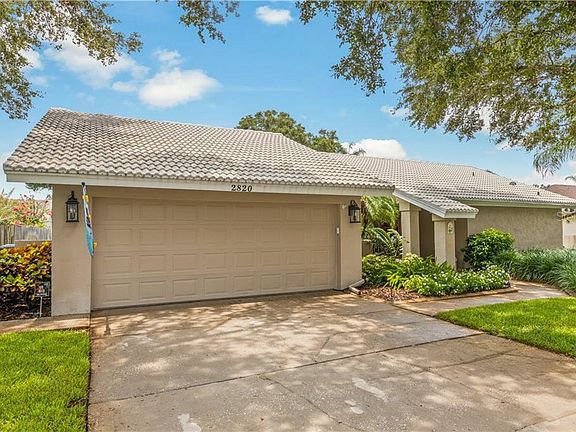 5th image of 2820 Anderson Dr N