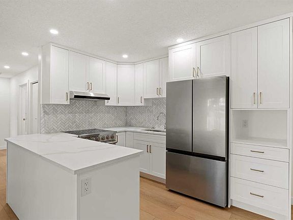 4th image of 2612 S Edenwold Hts NW