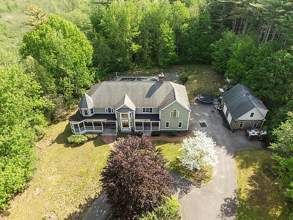 4th image of 12 Kennedy Ln