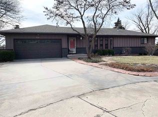 2339 Chris Dr, Manhattan, KS 66502