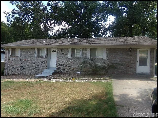 11423 Birchwood Dr