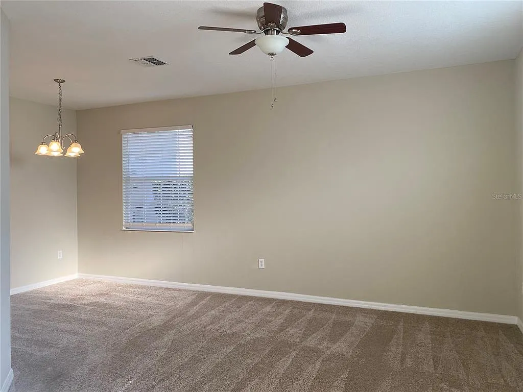 3 bed, 2.0 bath, 1517 sqft, $2,495 — Photo 3