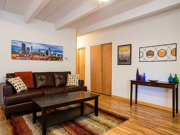 4th image of 836 Dexter St APT 102