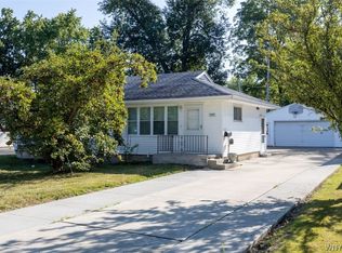 3405 Sandy Beach Rd, Grand Island, NY 14072