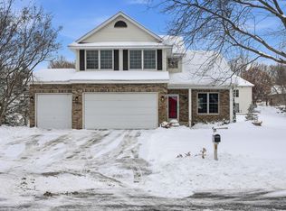 4151 Red Oak Ln, Excelsior, MN 55331