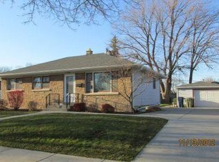 5208 W Norwich St, Milwaukee, WI 53220