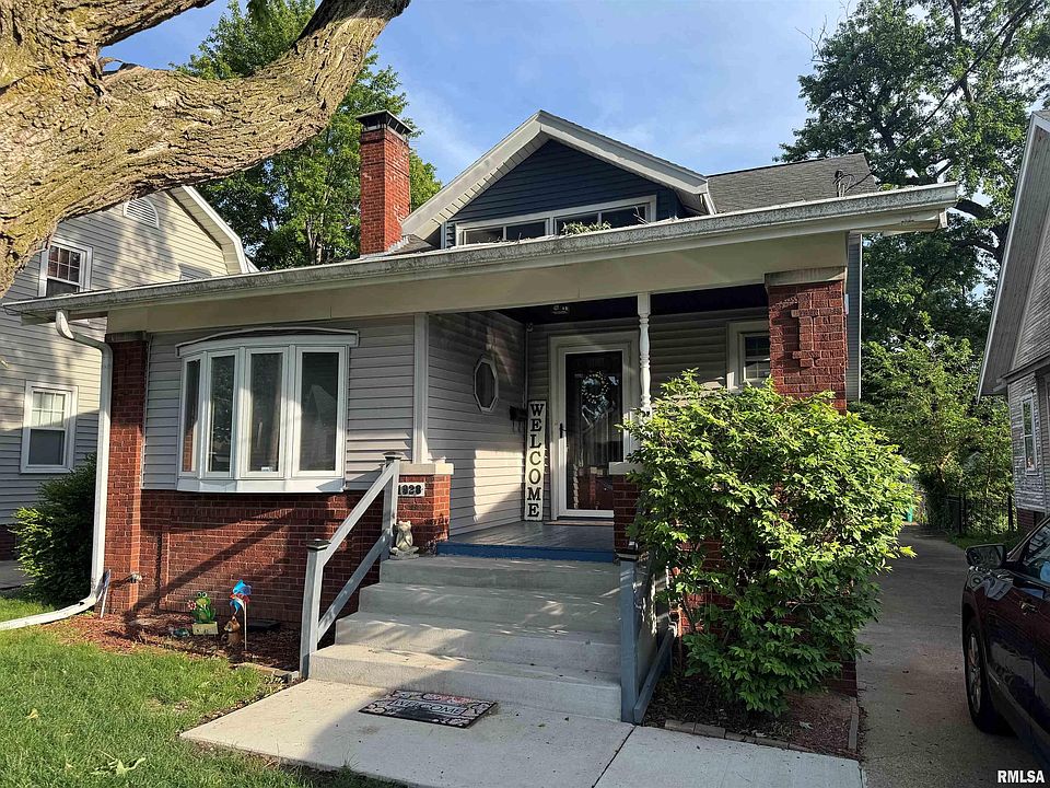 1st image of 1928 W Ayres Ave
