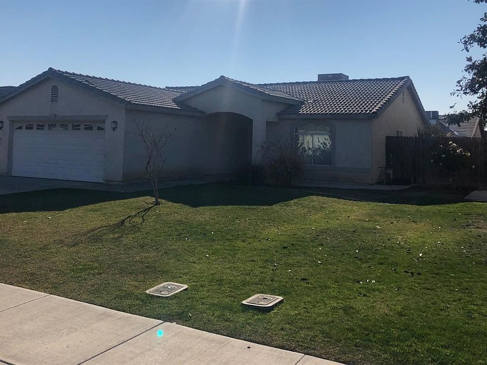 2nd image of 1423 Engelberg Dr