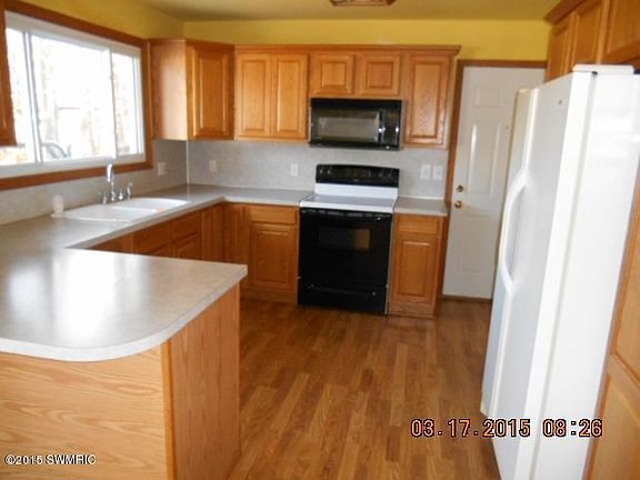 4th image of 383 Garfield Ave