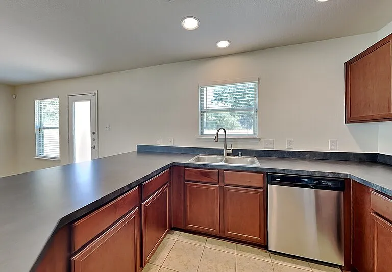 14625 Briarcrest Dr — Photo 6