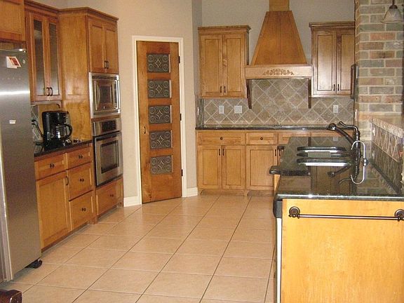 2nd image of 2301 Red Rock Dr