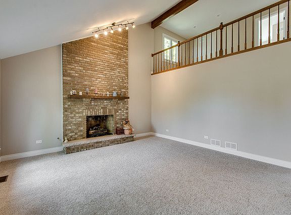 3rd image of 13701 Lindsay Dr