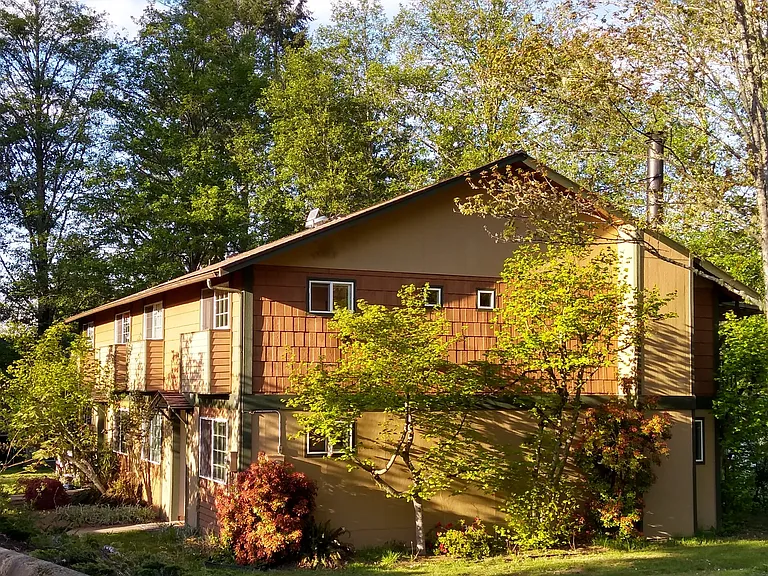 601 Sutton Ln — Photo 27