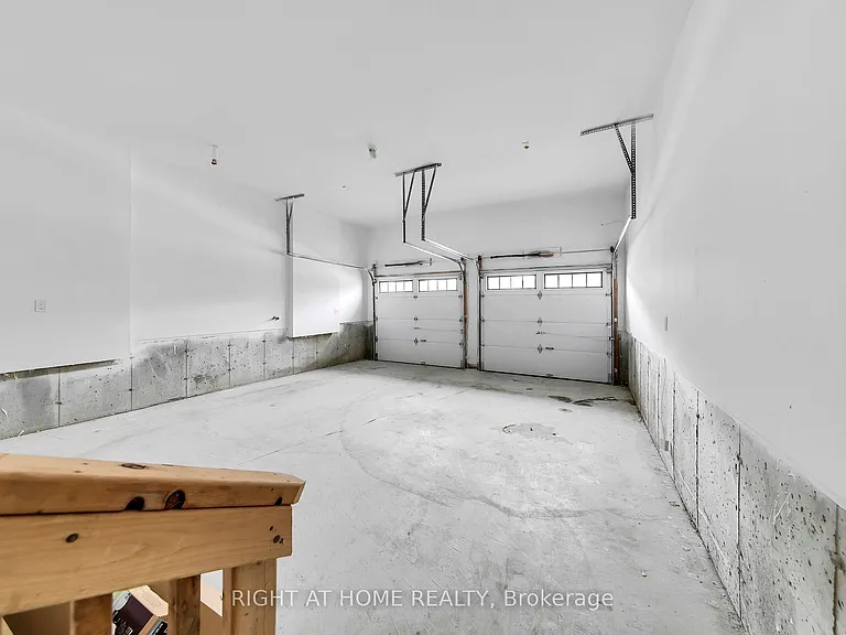 3 Speciosa St #UPPER — Photo 6
