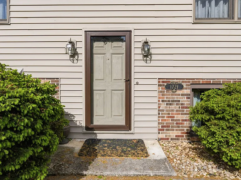 1721 Plank Dr — Photo 50