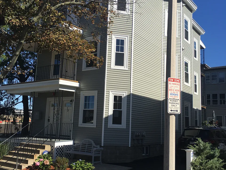 15 Vermont Ave #1