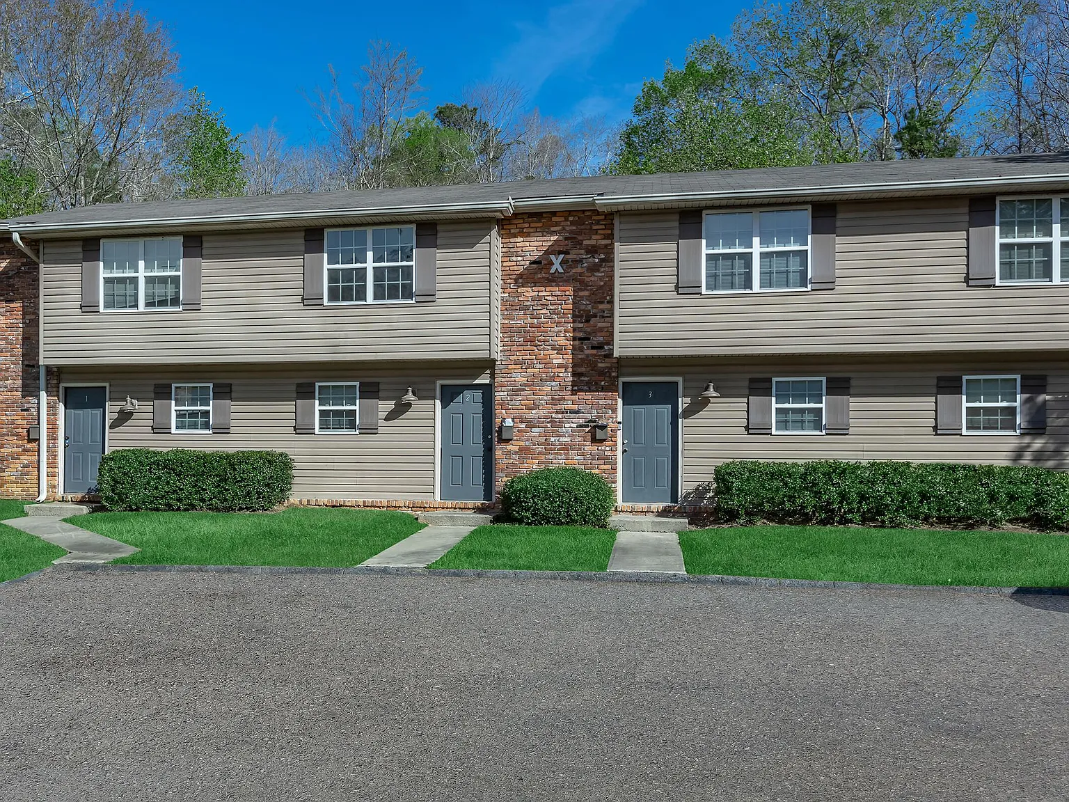 Waverly Pointe — Photo 2