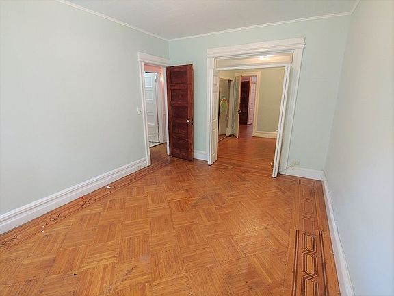 3rd image of 1627 10th Ave #1