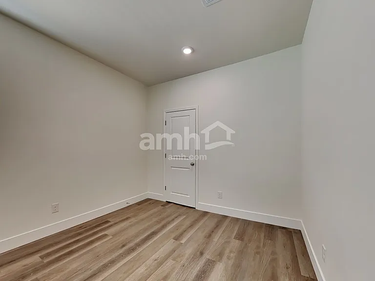 529 Silverbell Falls Pl — Photo 20
