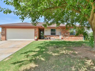 1605 Corbin Cir, Moore, OK, 73160