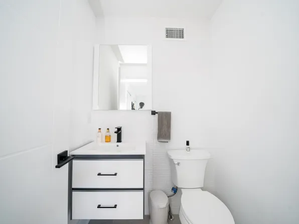 496 Undercliff Avenue image 28 of 52