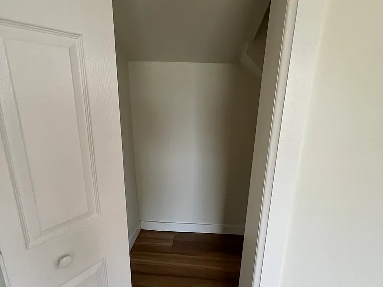 11932 Greenbrier St — Photo 6