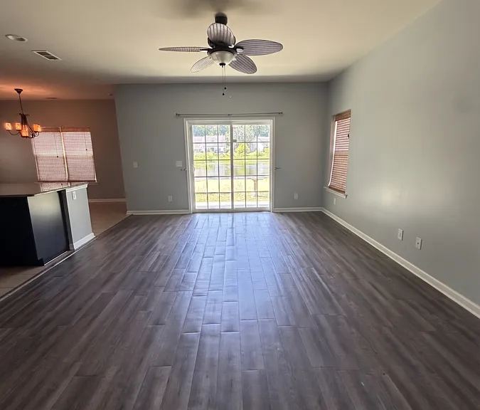 134 Mission Way — Photo 2