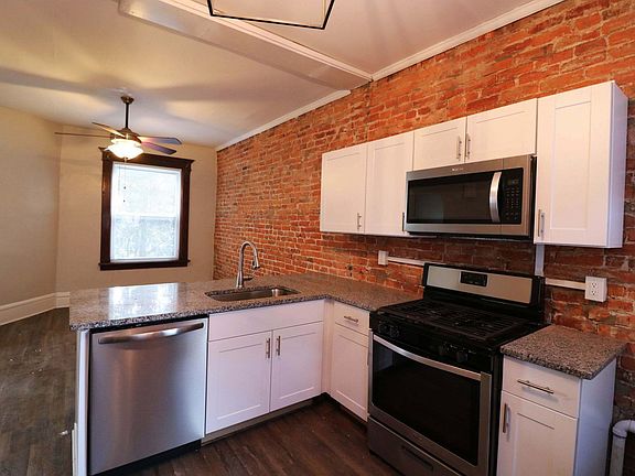 2nd image of 1603 Summit St