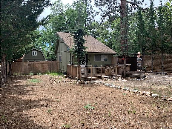5th image of 659 Leonard Ln
