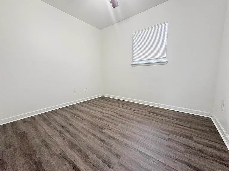 809 Briandav St — Photo 10