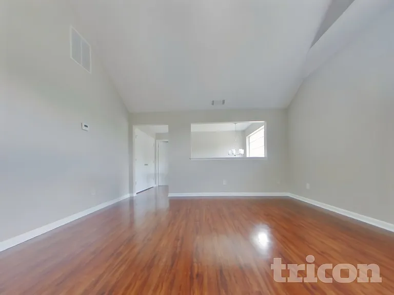 4118 Lost Springs Trl — Photo 3