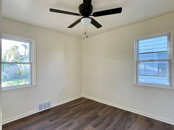 5th image of 20495 Mendota St