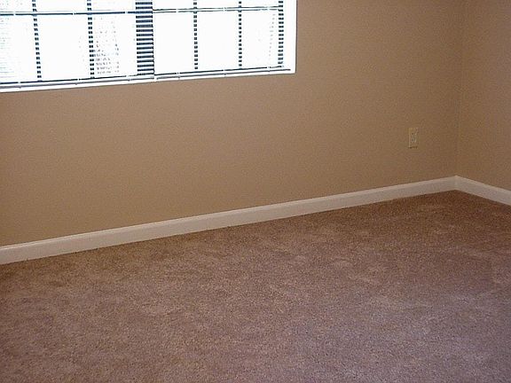 upstair rear bedroom