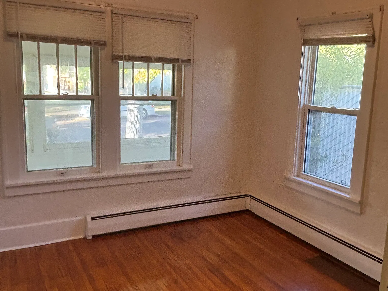 4 bed, 1400 sqft, $2,100 — Photo 4