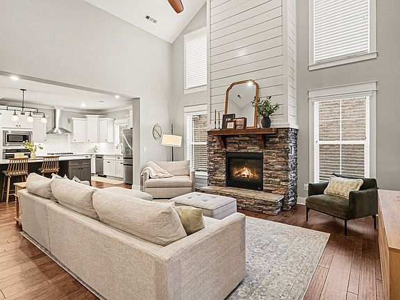 4th image of 700 Beamon Dr