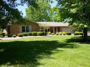 1061 Scott Troy Rd, Lebanon, IL 62254