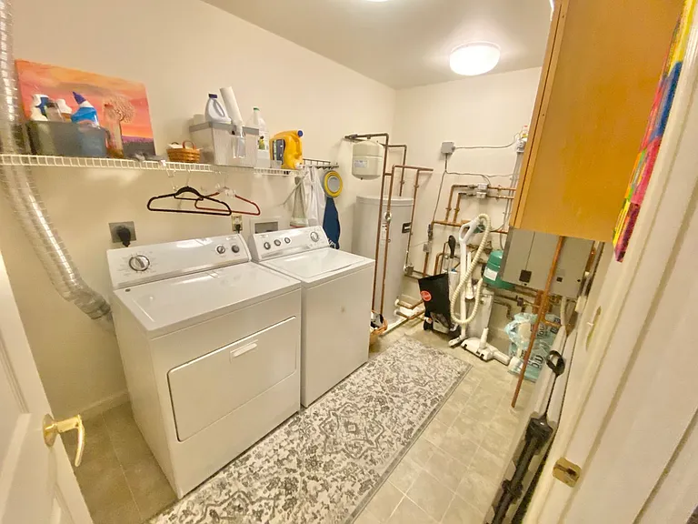 22 Irene Ave — Photo 19