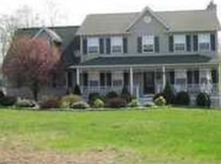 61 James Wilkinson Rd, Rock Tavern, NY 12575