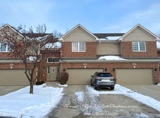 1448 E Katie Ln, Palatine, IL 60074