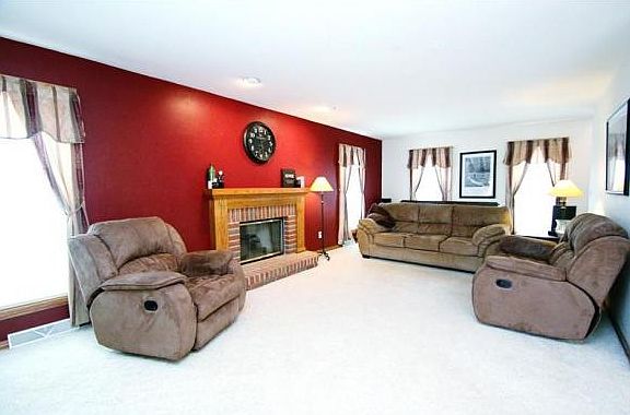4th image of 3855 Seven Oaks Dr