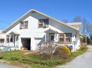 120 Poplar St, Cowan, TN 37318